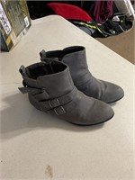 Booties size 7.5