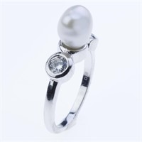 Size 6.5 Sterling Silver White Pearl Zircon Ring