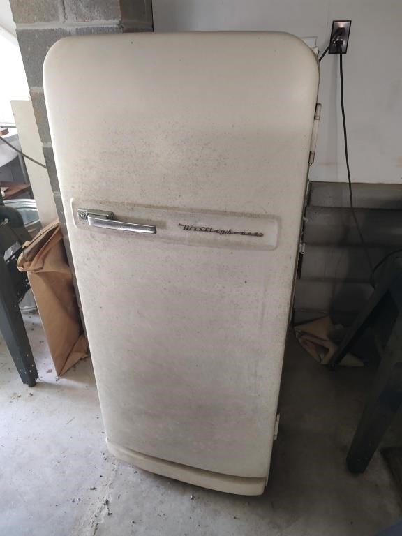 Vintage Westinghouse Refrigerator - Read Details