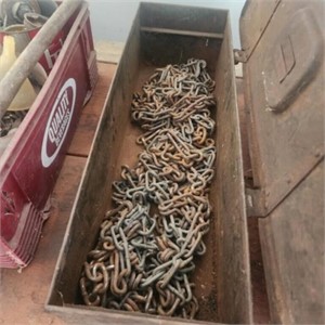 Metal Tool Box with Car Chains