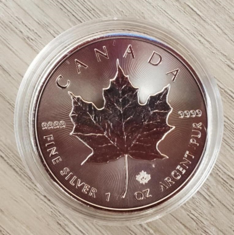 1 oz 2016 Silver Canadian Maple Leaf 5 Dollar Coin