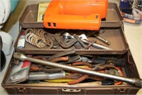 METAL TOOL BOX WITH CONTENTS