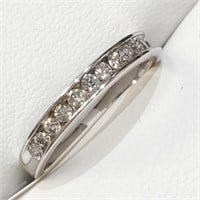 $2000 10K  Diamond(0.3ct) Ring