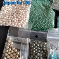 JAPAN VTG MIXED-COLOUR AND SIZED PEARLS 600 GRAMS