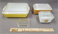 Pyrex Refrigerator Dishes with Lids