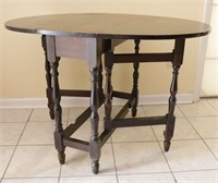 Turn-Out Drop Leaf Table