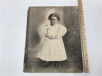 Antique picture of girl