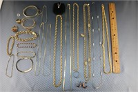 Lot of Gold Toned Vintage Jewelry