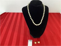 VNTG PEARL NECKLACE & EARRINGS