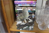 WOLF FIGURINE