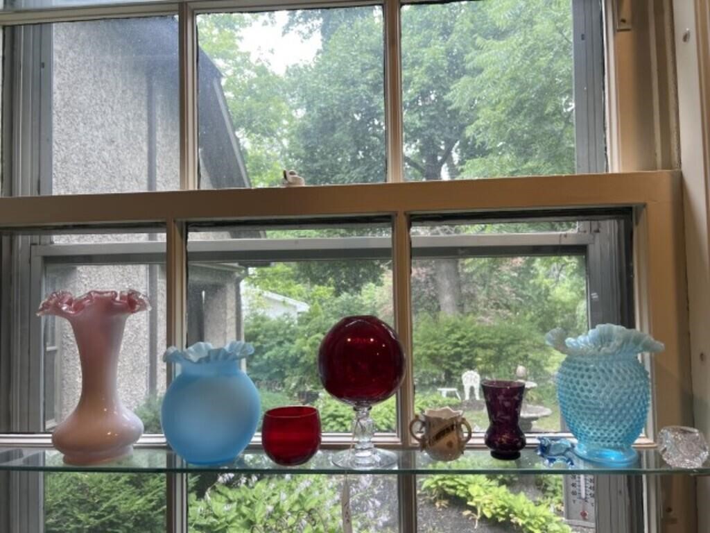 9 Pieces of Colored Art Glass - Cambridge Ivy Bowl