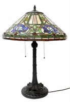TIFFANY STYLE STAINED & LEADED GLASS TABLE LAMP