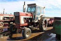 1971 IH 966 Tractor #U011364