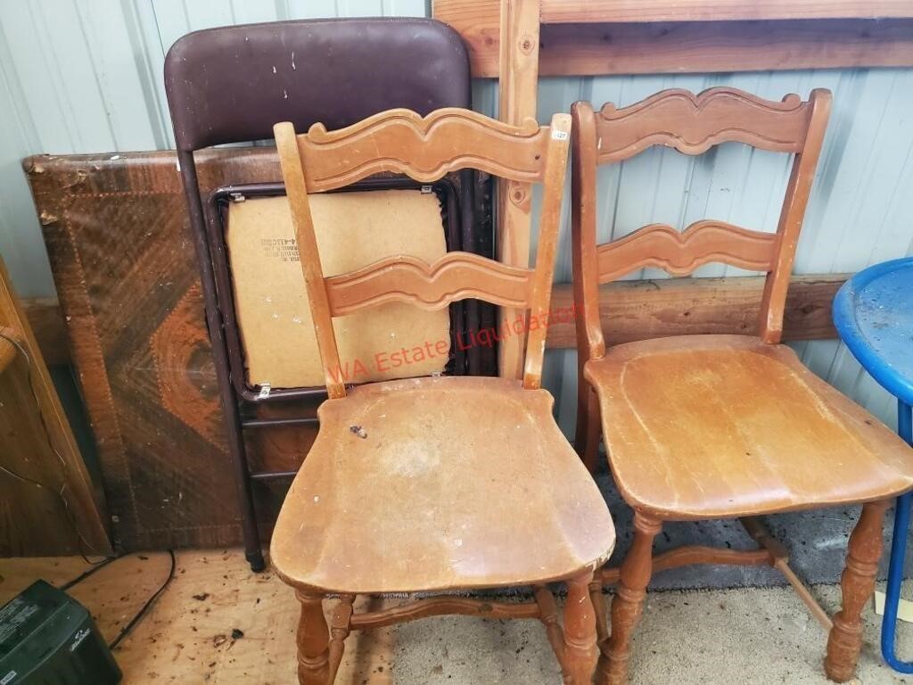 Vintage Table and Chairs in Photo (Upstairs