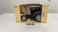 SCALE MODELS AGCO WHITE 6105 TOY TRACTOR