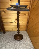 Small Spindle Post Plant Stand