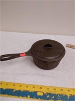 1 quart cast iron pot with lid