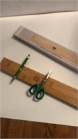Magnetic knife & tool holder for wall