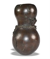 Japanese Bronze Gourd Vase with Frog, Meiji