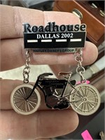 HARLEY DAVIDSON MOTORCYCLE PIN ROADHOUSE 2002