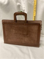 Quality Leather carry case with retractable