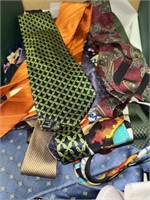 DESIGNER TIE LOT w GUCCI & MORE ~ SEE ALL PHOTOS