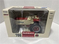 1/16th Scale Farmall 706 W/Heat Houser New In Box