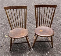 (2) Vintage Wooden Spindel Back Dining Room Chairs