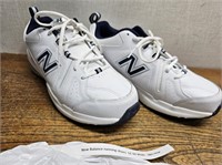 NEW Balance running shoes Sz 10 Wide-Like new