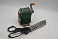 Vintage: Dexter Pencil Sharpener & Pinking Shears