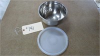 10 CUP STAINLESS STEEL BOWL WITH LID