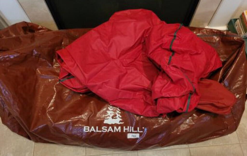 BALSAM HILL TREE, AND STORAGE BAGS