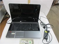 Toshiba 17" Satellite Laptop (Works)