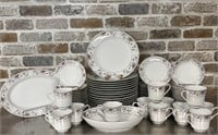 (78) Claremont Fine Porcelain China Set from Japan
