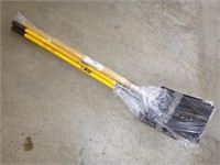 Unused Square Head Shovels (QTY 6)