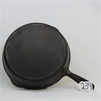 10 1/2" SKILLET MADE IN TAIWAN