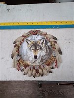 Decorative wolf plate
