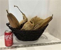 Dark Brown Basket w/ Natural Loufah from Plant