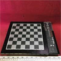 Sphinx Titan Electronic Chess Game