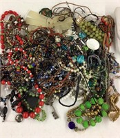 5# of costume jewelry --mainly necklaces