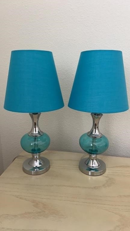 (2) BEDSIDE TABLE LAMPS