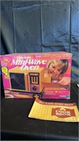 1978 Easy-bake Mini-wave Oven W/ Cookbook