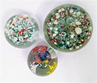 Lot Of 3 Art Glass Paperweights Murano ?