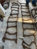 Set of Tire Chains (16" x 84")