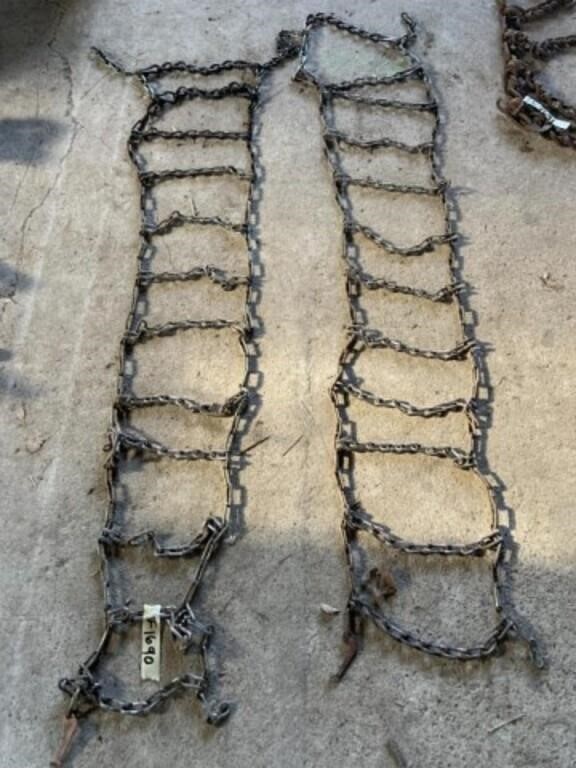Set of Tire Chains (13" x 57")