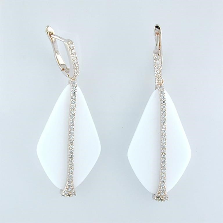 White Elongated Fashion Dangle Earrings