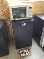 dorm frig & microwave worked when tested