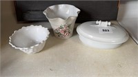 Left on vase / Meakin dish and additional