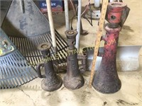 3 vintage screw type rail road / house jacks,