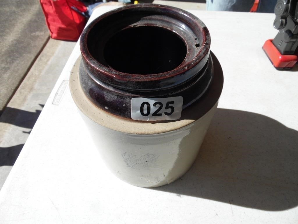 WESTERN STONEWARE CROCKERY JAR, NO LID